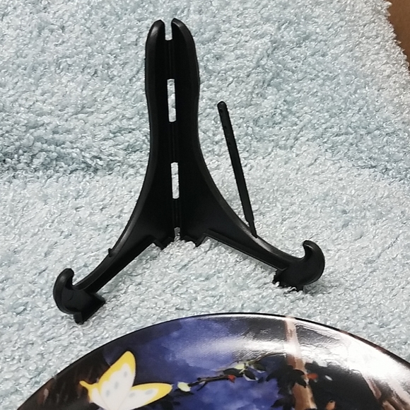 Vintage Bambi Collectors plate - Picture 2 of 4